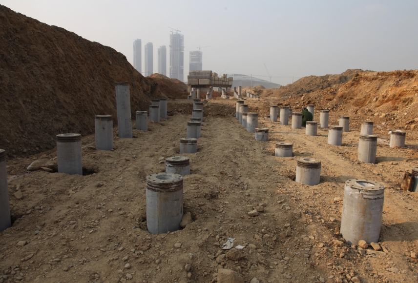 桩基础土石方工程开挖的危险等级评估与安全管理